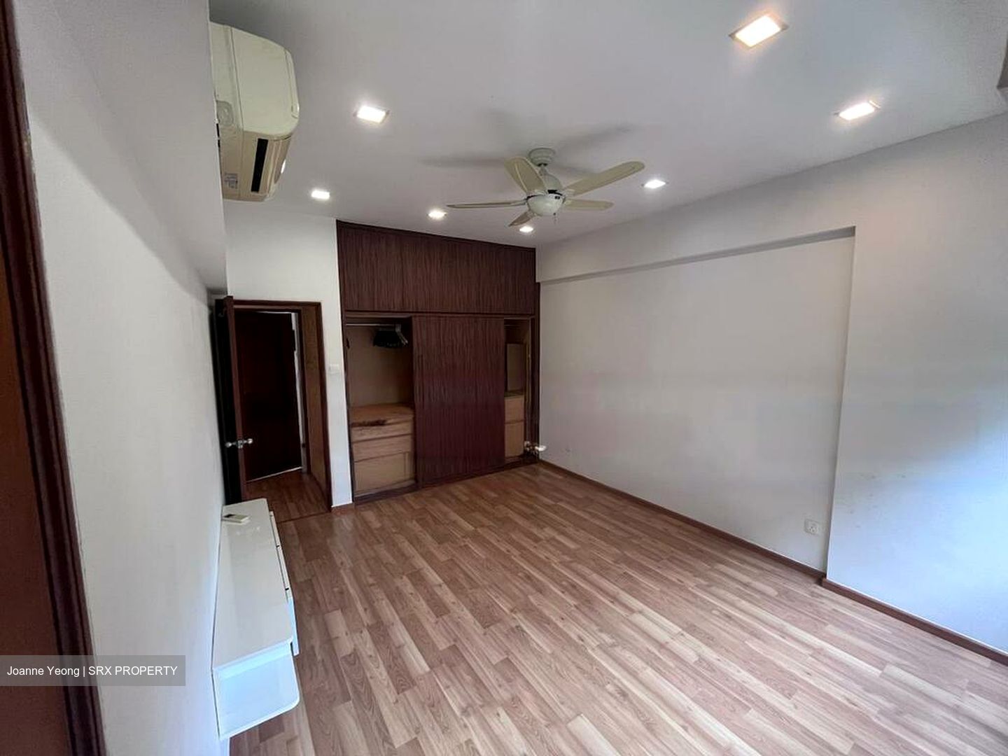 Queensway Tower / Queensway Shopping Centre (D3), Apartment #456184201